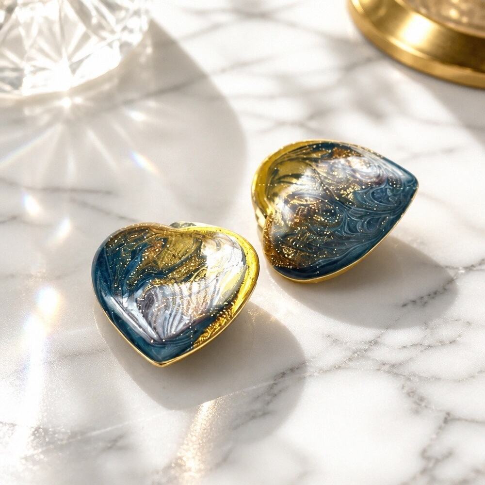 Vintage 1990s Heart Enamel Earringss
